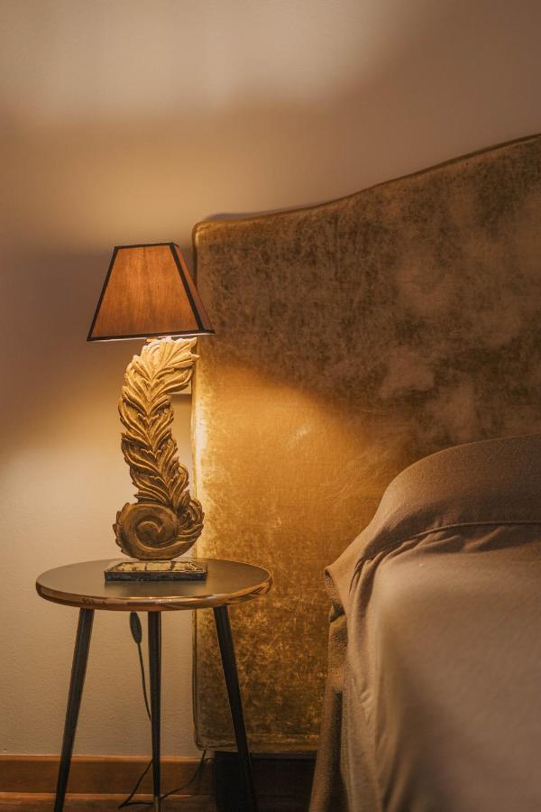 Napule...E Apartments เปสเคียรา เดล การ์ดา ภายนอก รูปภาพ